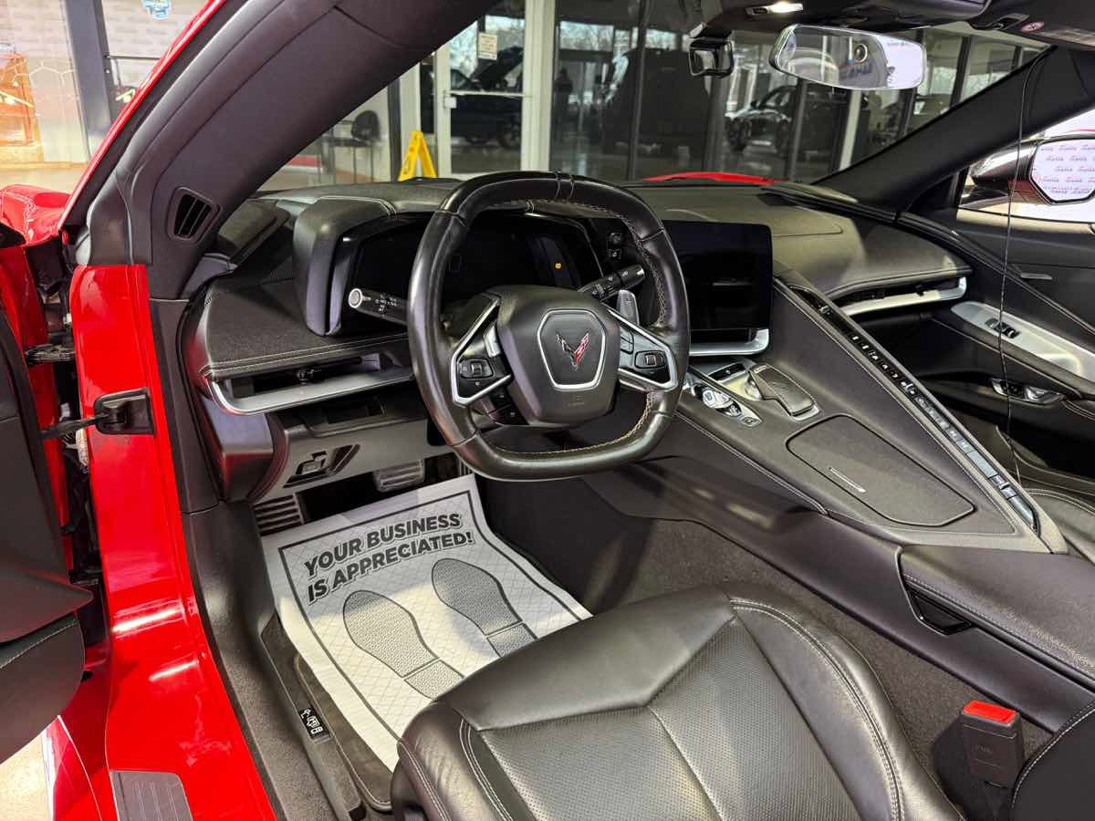 Used 2022 Chevrolet Corvette Stingray Coupe w/ 1LT RWD image 21