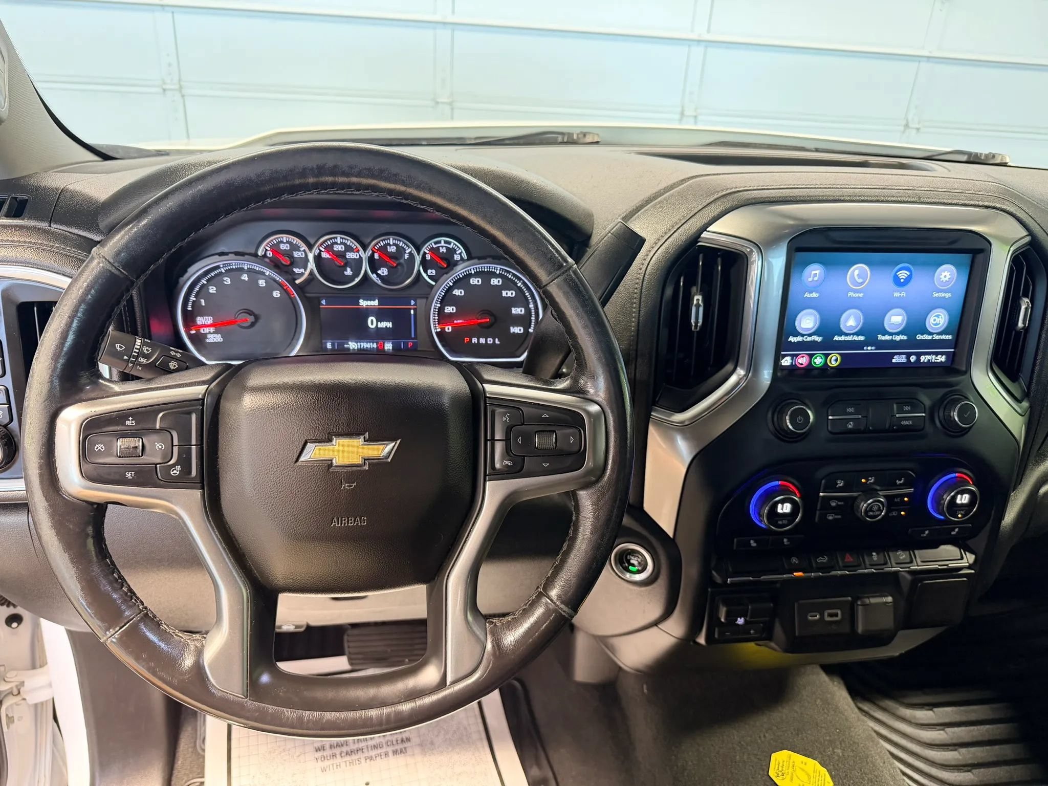 Used 2021 Chevrolet Silverado 1500 LT w/ Z71 Off-Road Package AWD/4WD image 11