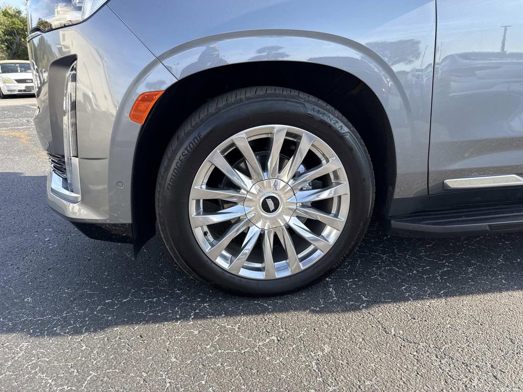 Certified 2022 Cadillac Escalade ESV Premium Luxury w/ Performance Package image 10