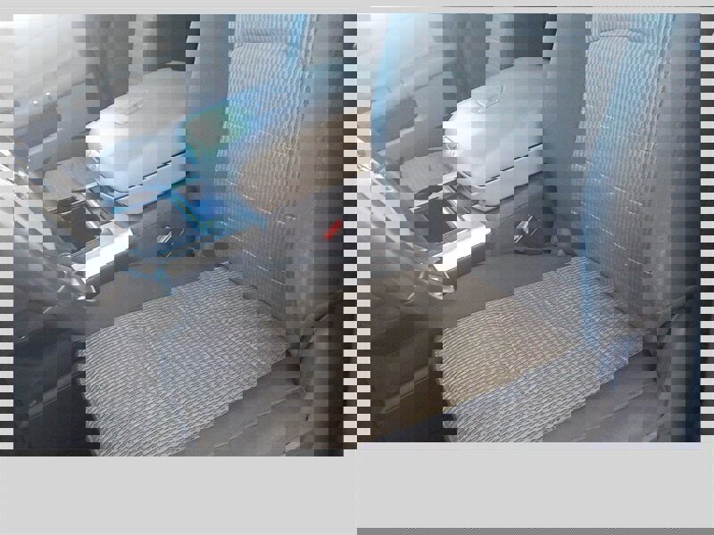 Used 2011 RAM 2500 SLT image 2