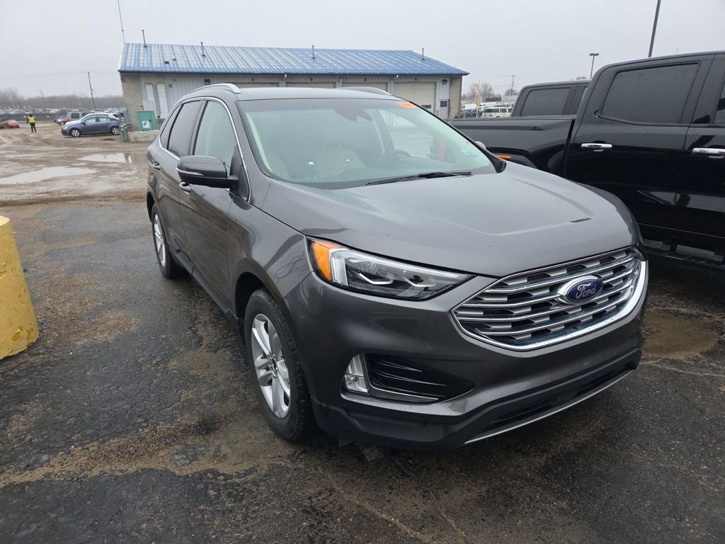 Used 2020 Ford Edge SEL image 3