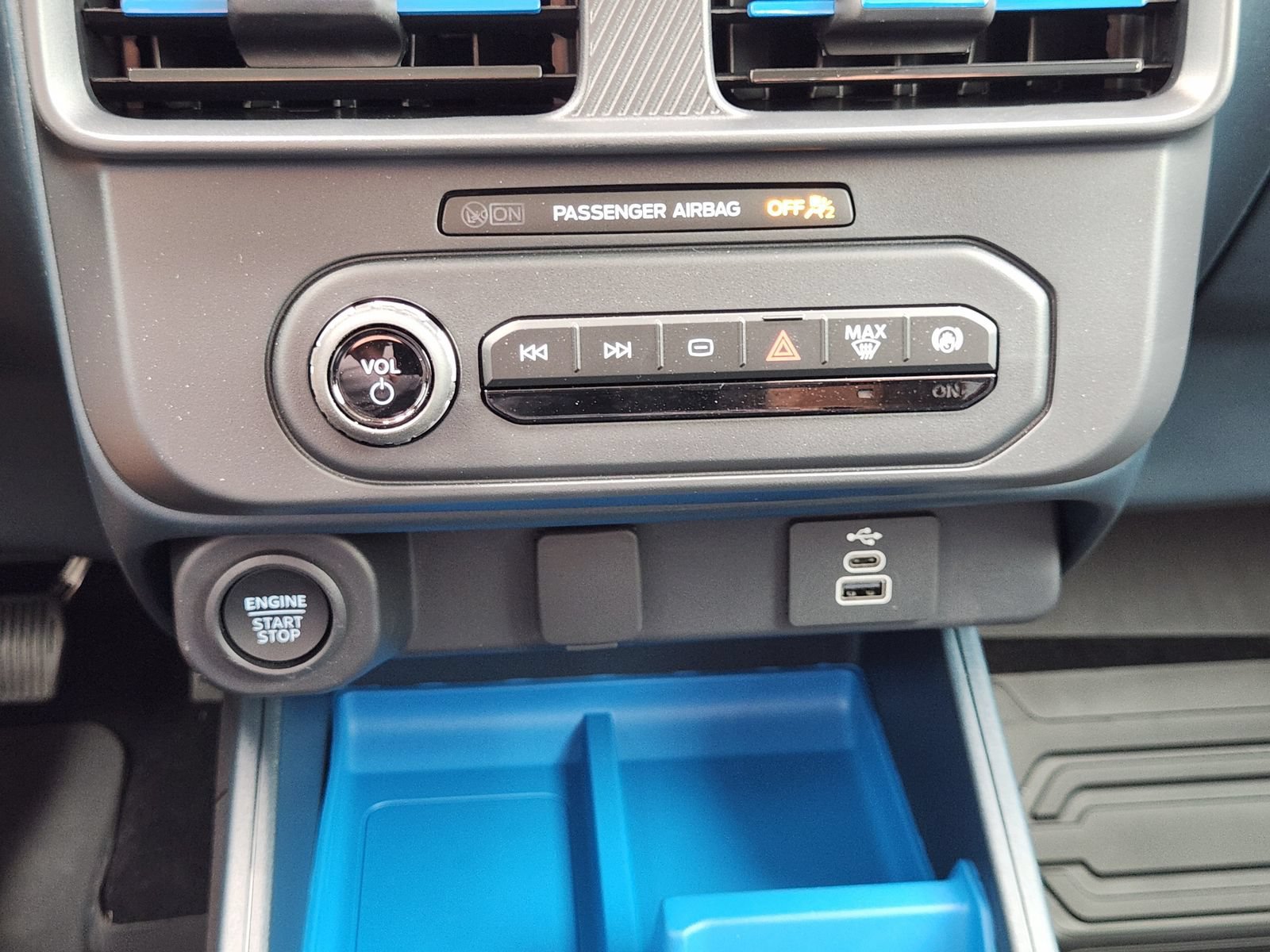 New 2026 Ford Maverick XLT FWD image 18