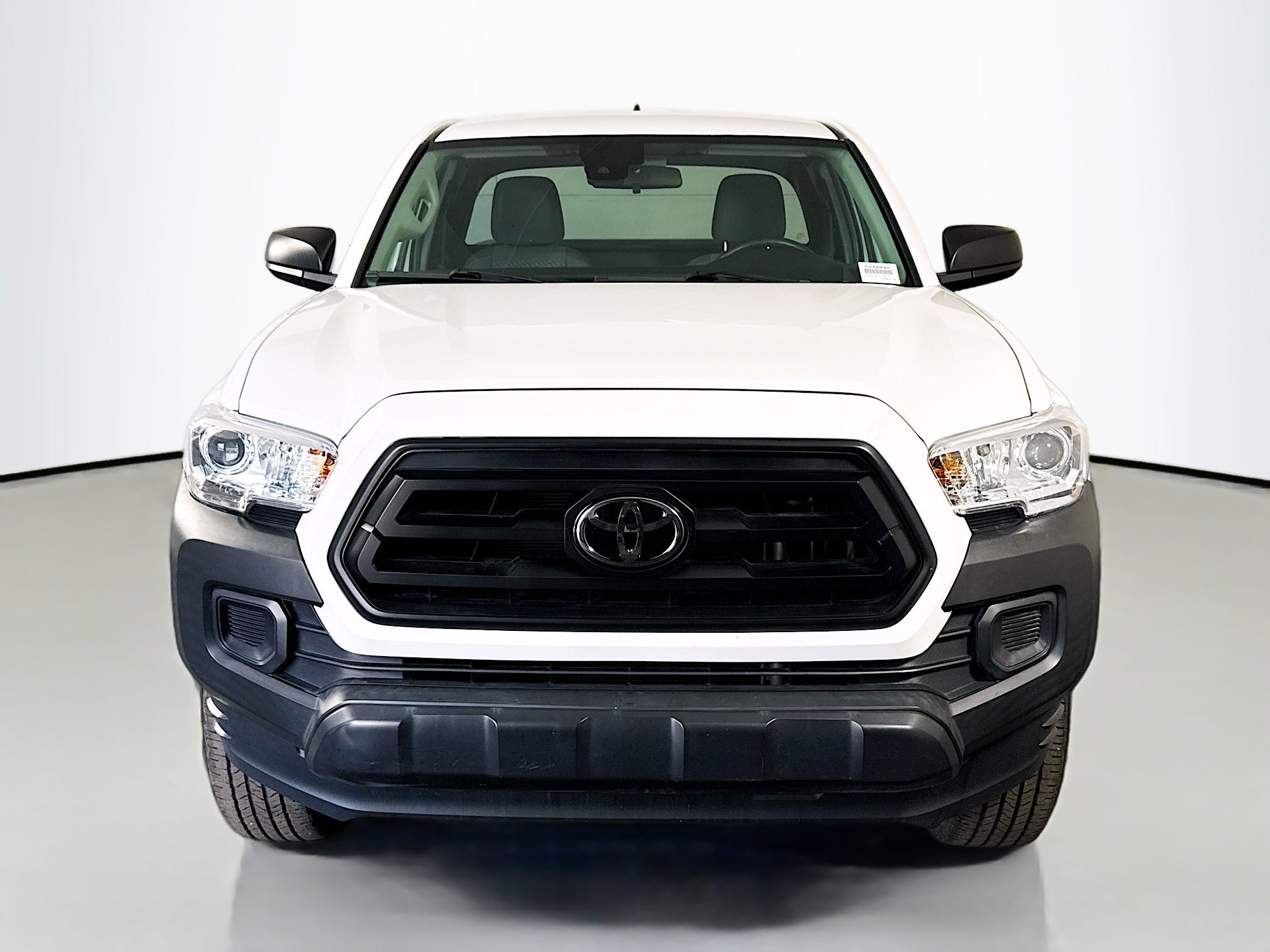 Used 2022 Toyota Tacoma SR image 2