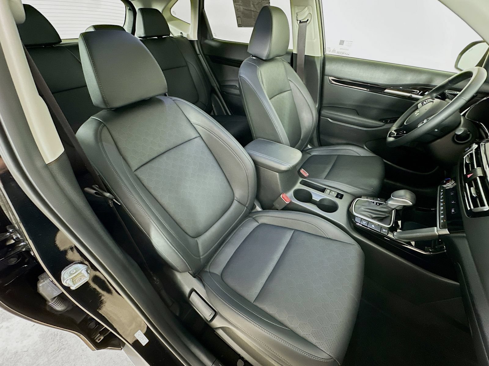 Used 2023 Kia Seltos SX w/ SX Sunroof Package AWD/4WD image 44