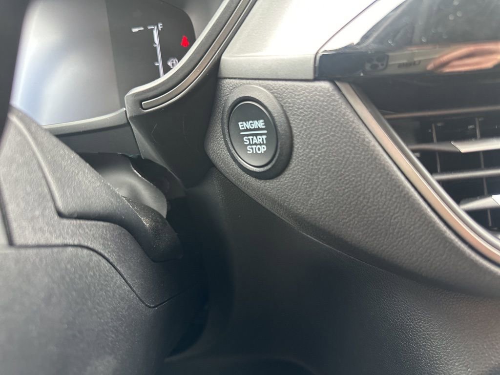 Used 2025 Ford Escape Active image 16