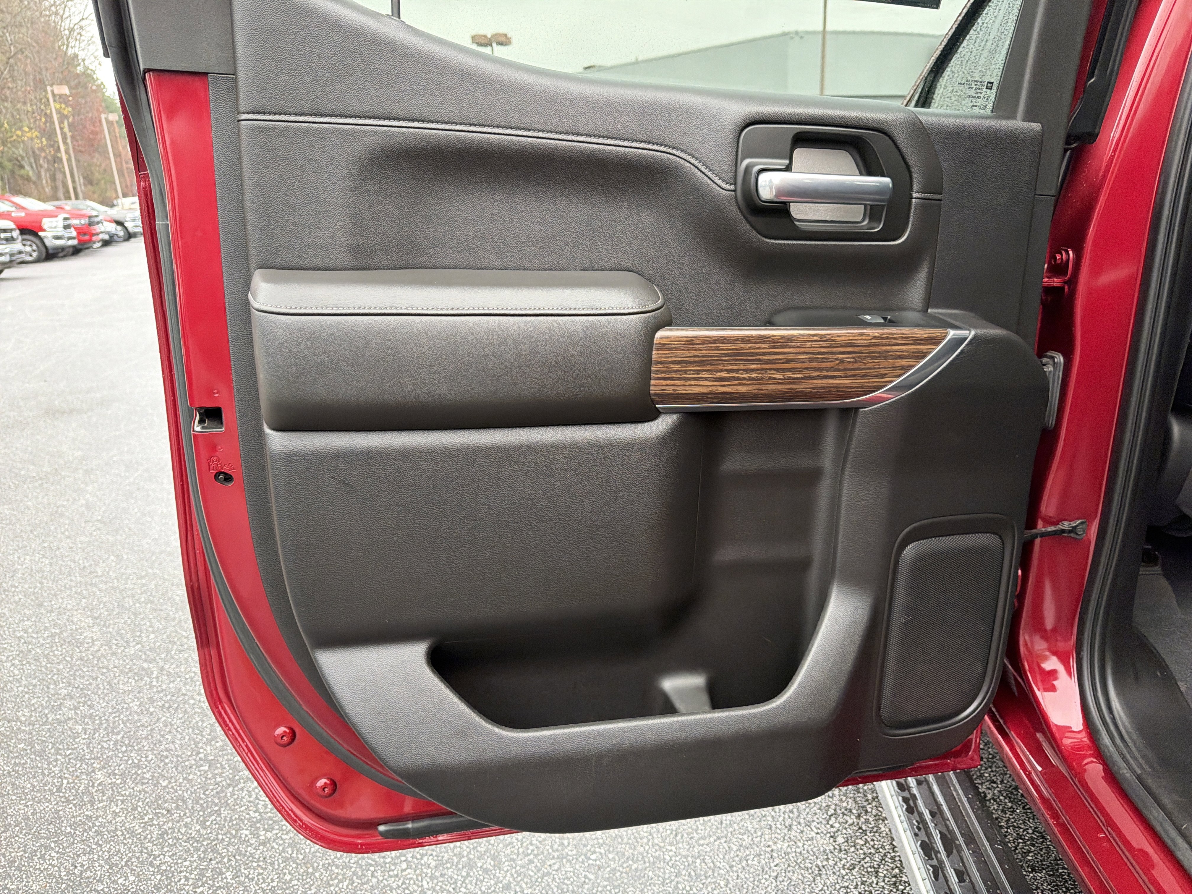 Used 2019 Chevrolet Silverado 1500 High Country w/ Technology Package image 22