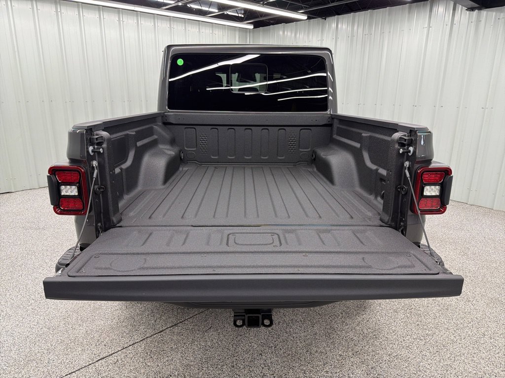 New 2026 Jeep Gladiator Rubicon AWD/4WD image 8