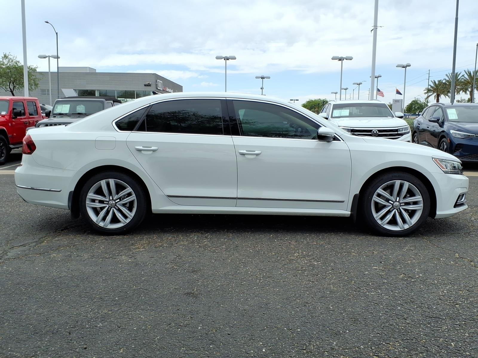 Used 2017 Volkswagen Passat 1.8T SE image 8