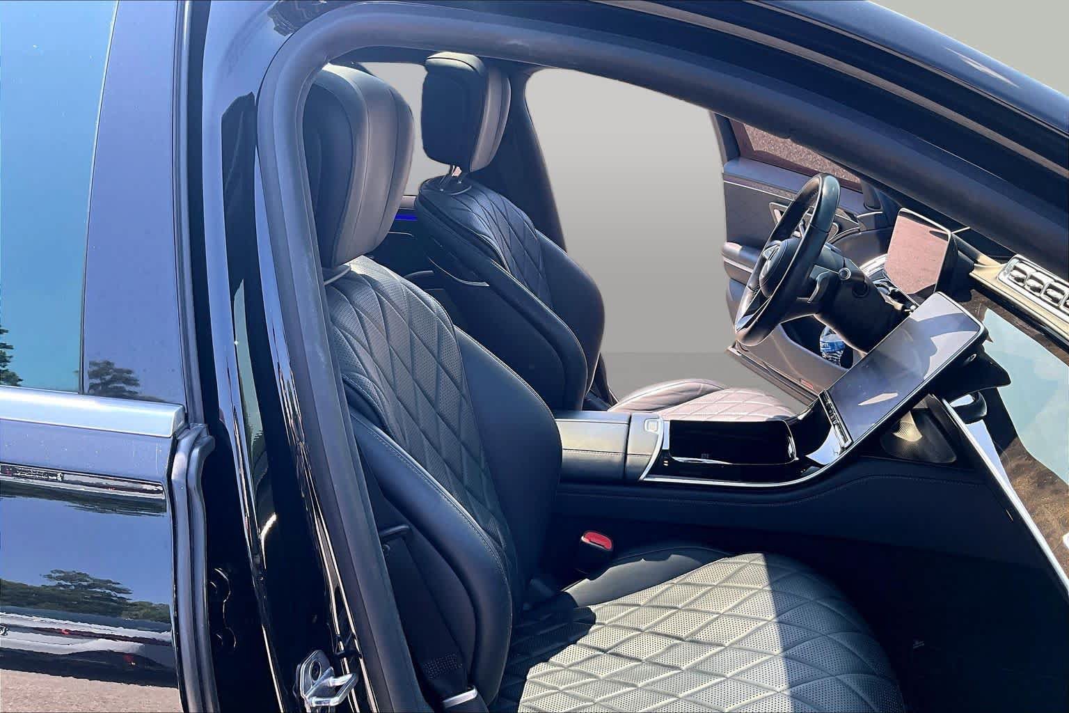 Used 2021 Mercedes-Benz S 580 4MATIC Sedan w/ AMG Line image 8