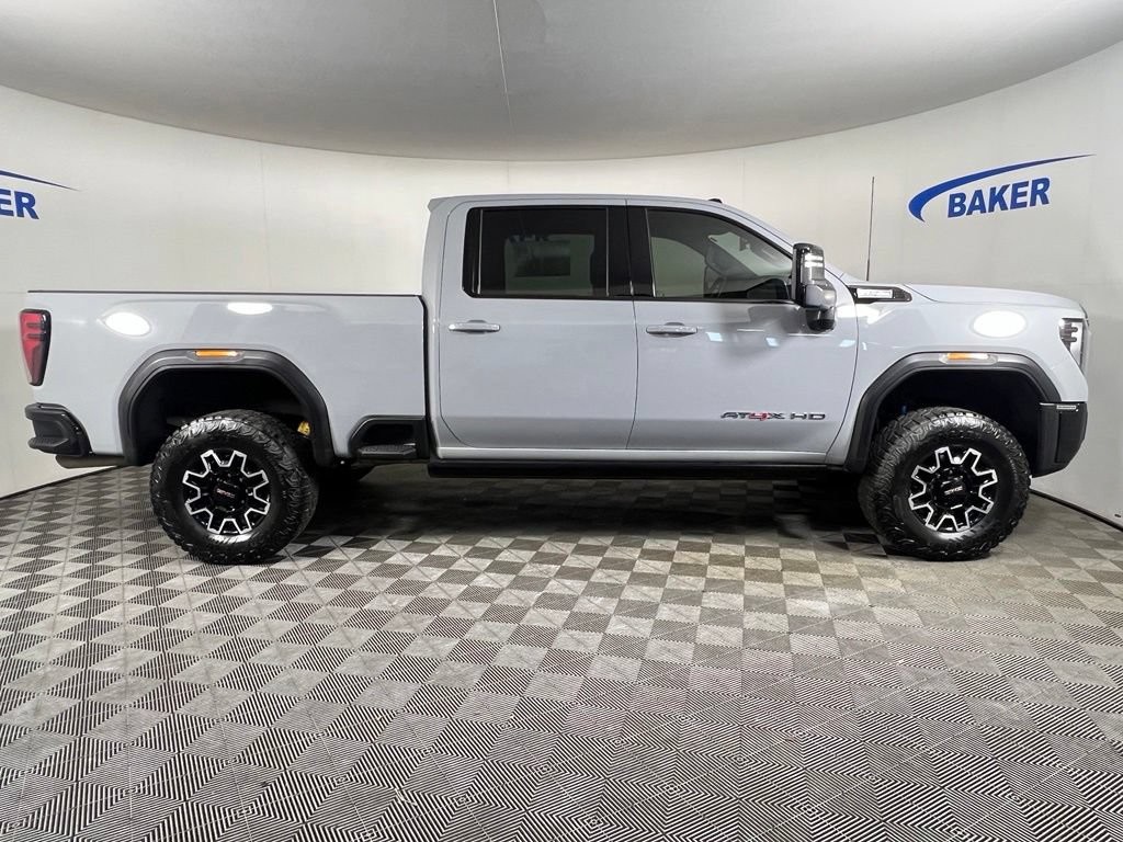 Certified 2025 GMC Sierra 2500 AT4X AWD/4WD image 7