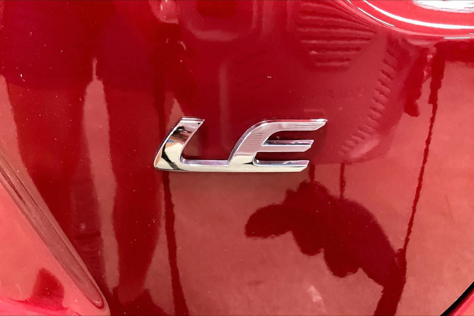 Used 2022 Toyota Corolla LE FWD image 10