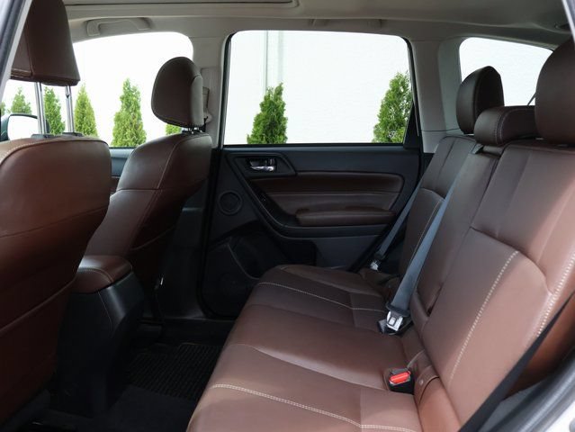 Used 2018 Subaru Forester 2.5i Touring AWD/4WD image 16