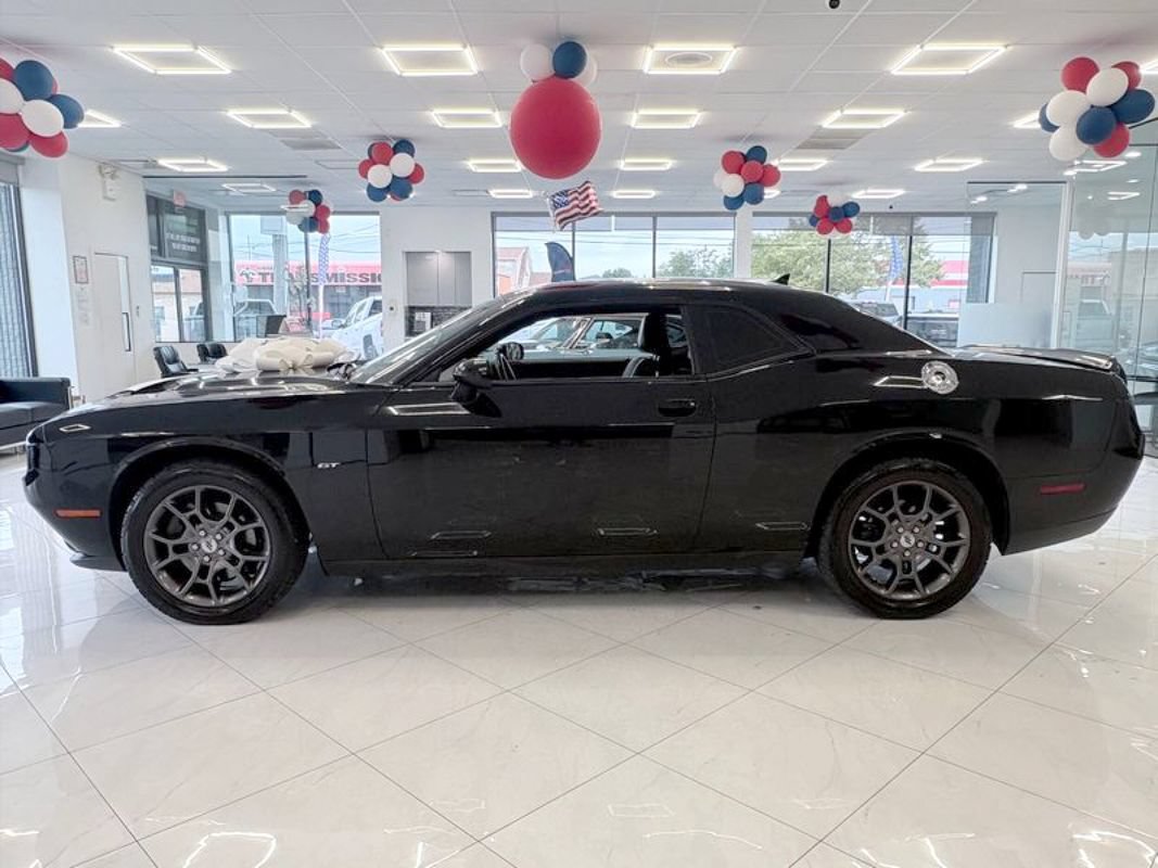 Used 2018 Dodge Challenger GT AWD/4WD image 4