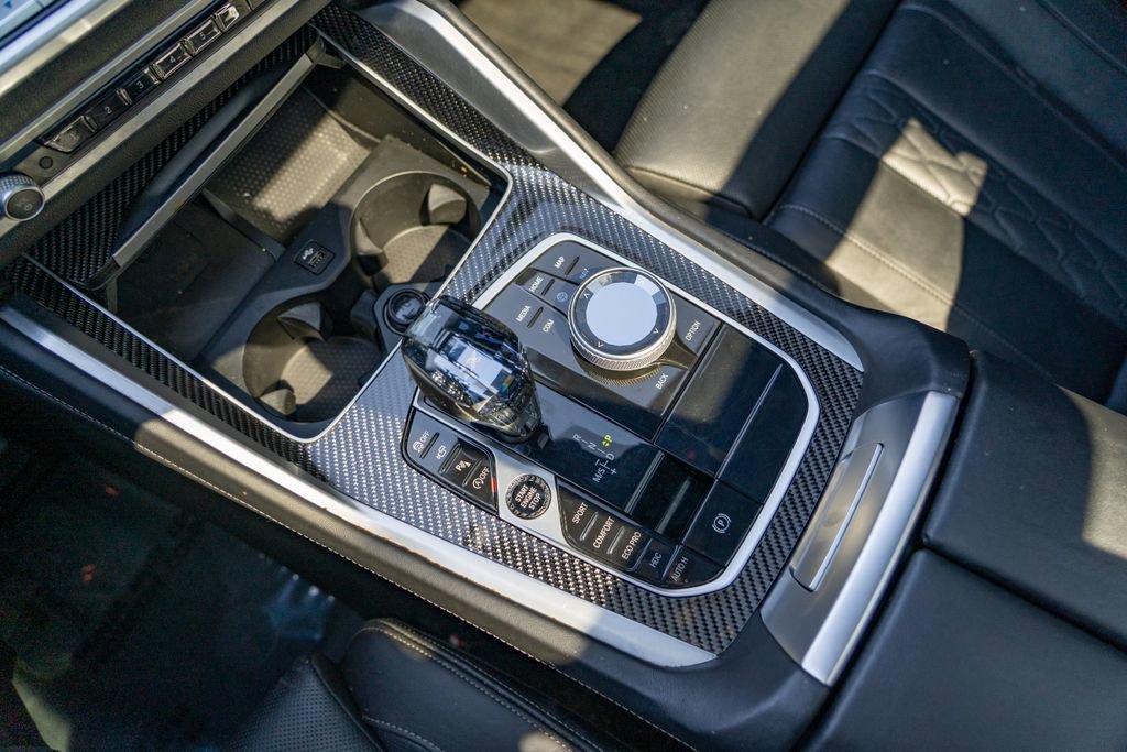 Used 2023 BMW X6 M50i w/ Executive Package image 28