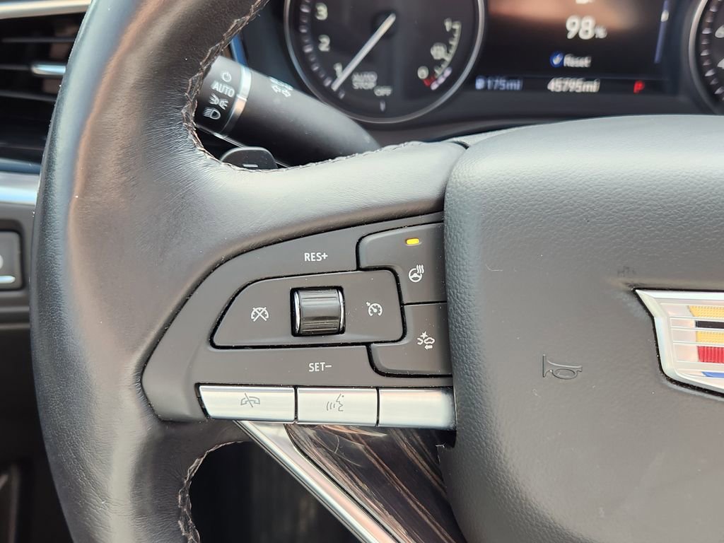 Used 2022 Cadillac XT6 Premium Luxury w/ Technology Package image 16