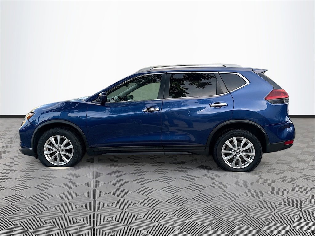 Used 2018 Nissan Rogue SV image 8
