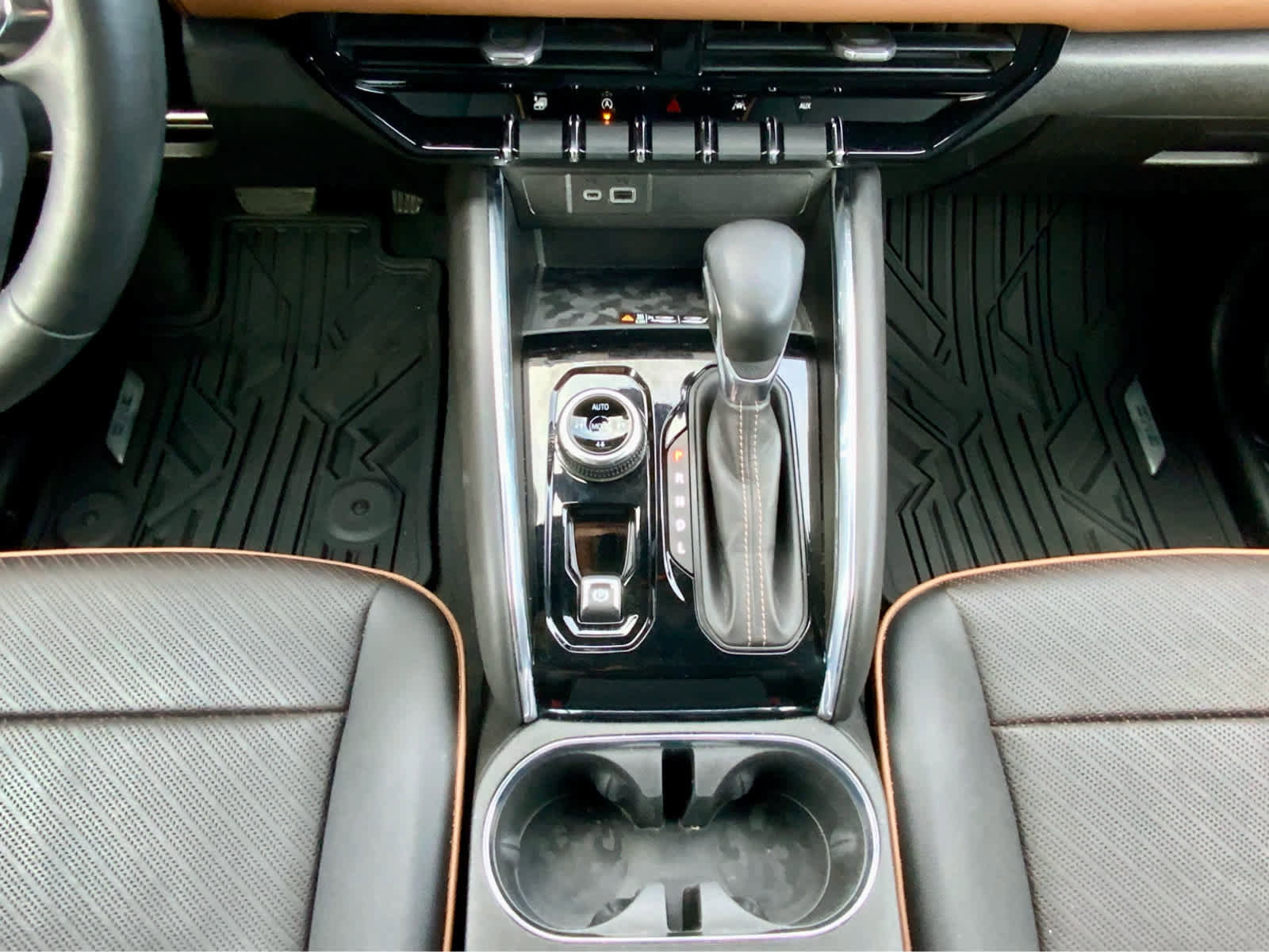 Used 2023 GMC Canyon AT4 w/ AT4 Premium Package image 51