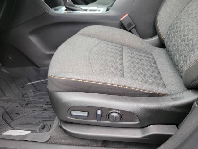 Used 2024 Chevrolet Equinox LT w/ LPO, Floor Liner Package FWD image 9