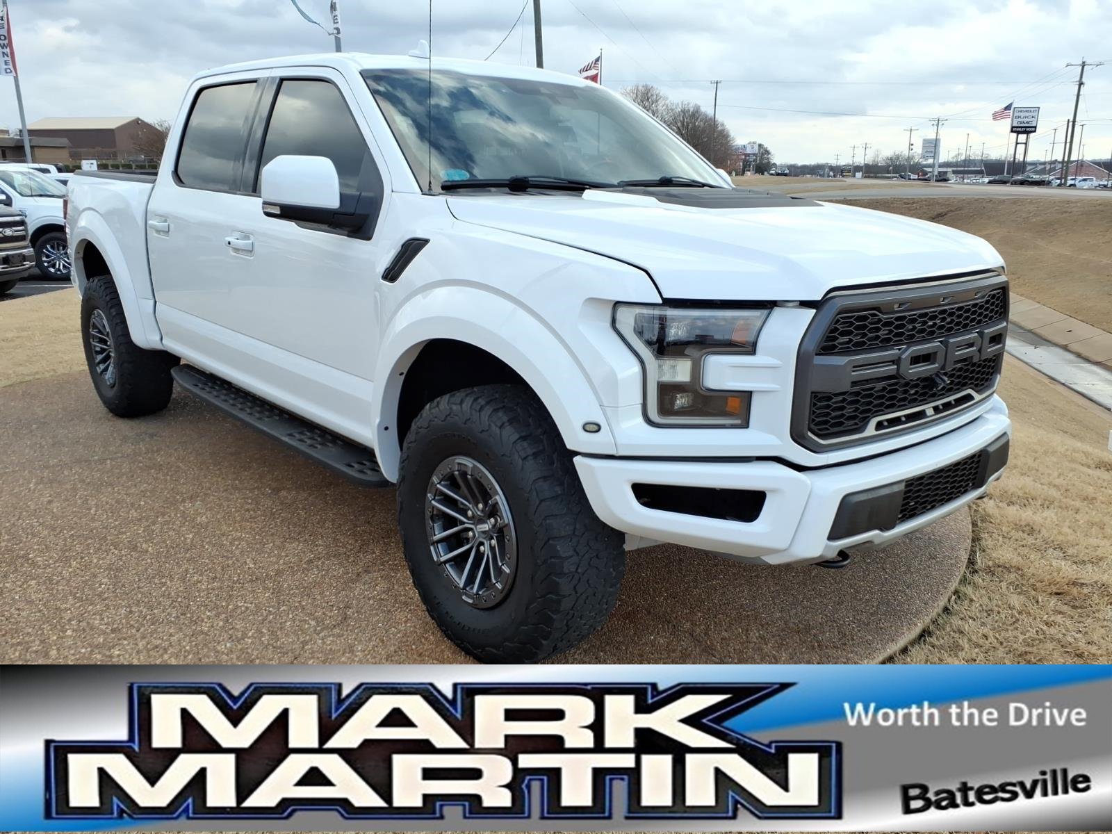 Used 2019 Ford F150 Raptor w/ Equipment Group 802A Luxury AWD/4WD image 30