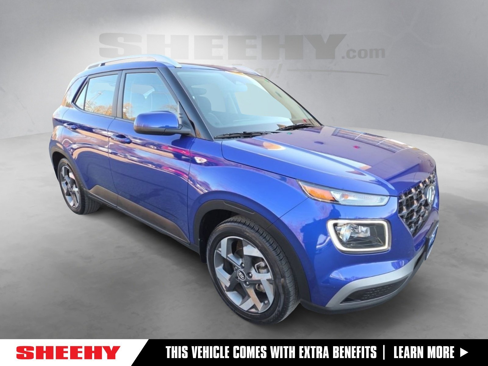 Certified 2025 Hyundai Venue Limited image 1