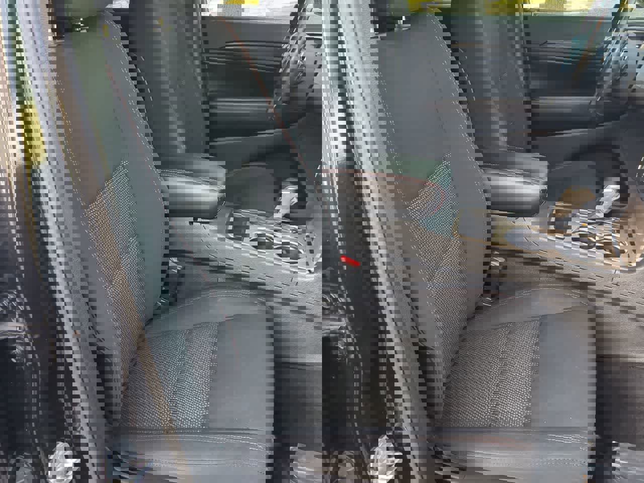 Used 2016 Jeep Grand Cherokee Laredo 75th Anniversary image 21