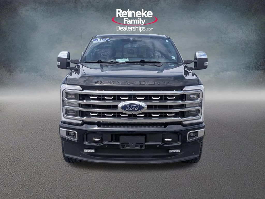 Used 2023 Ford F250 Platinum AWD/4WD image 2