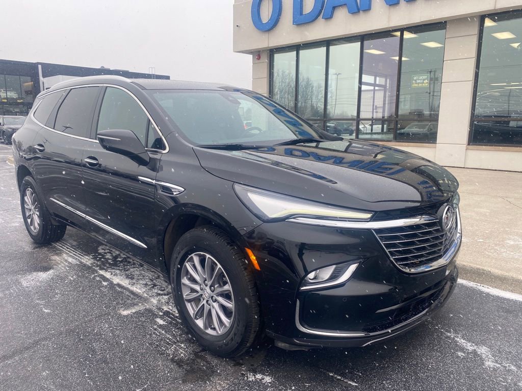 Used 2023 Buick Enclave Essence w/ Trailering Package, 5000 lbs. image 1