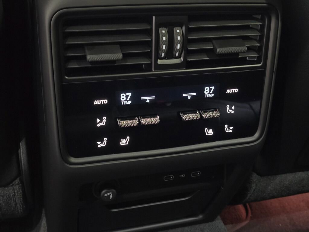 New 2026 Porsche Cayenne AWD/4WD image 20