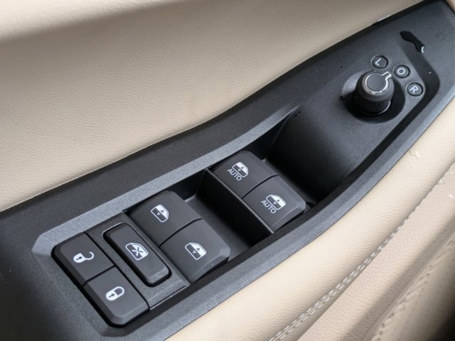 New 2025 Jeep Grand Cherokee L Limited image 21