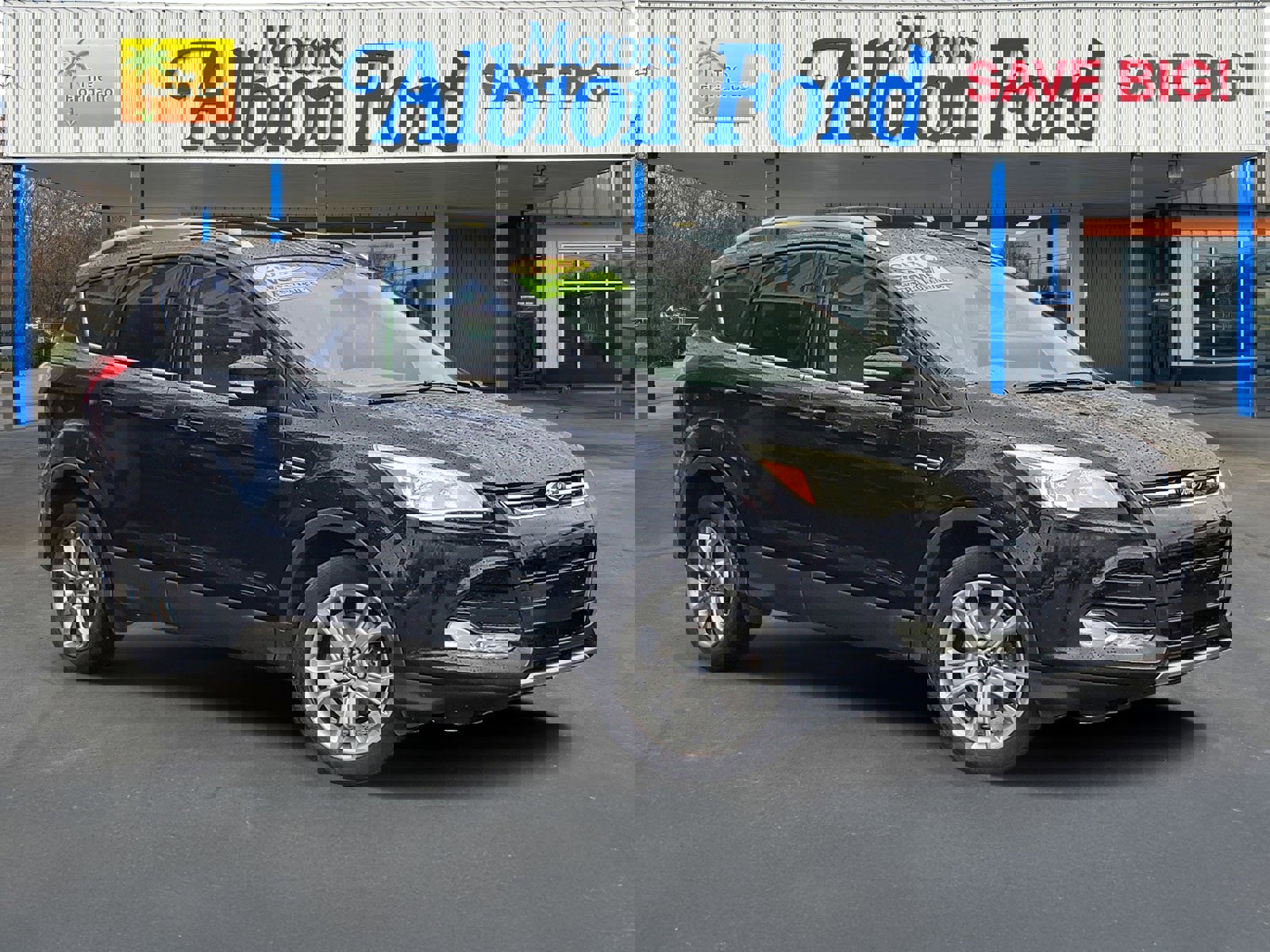 Used 2016 Ford Escape Titanium image 1