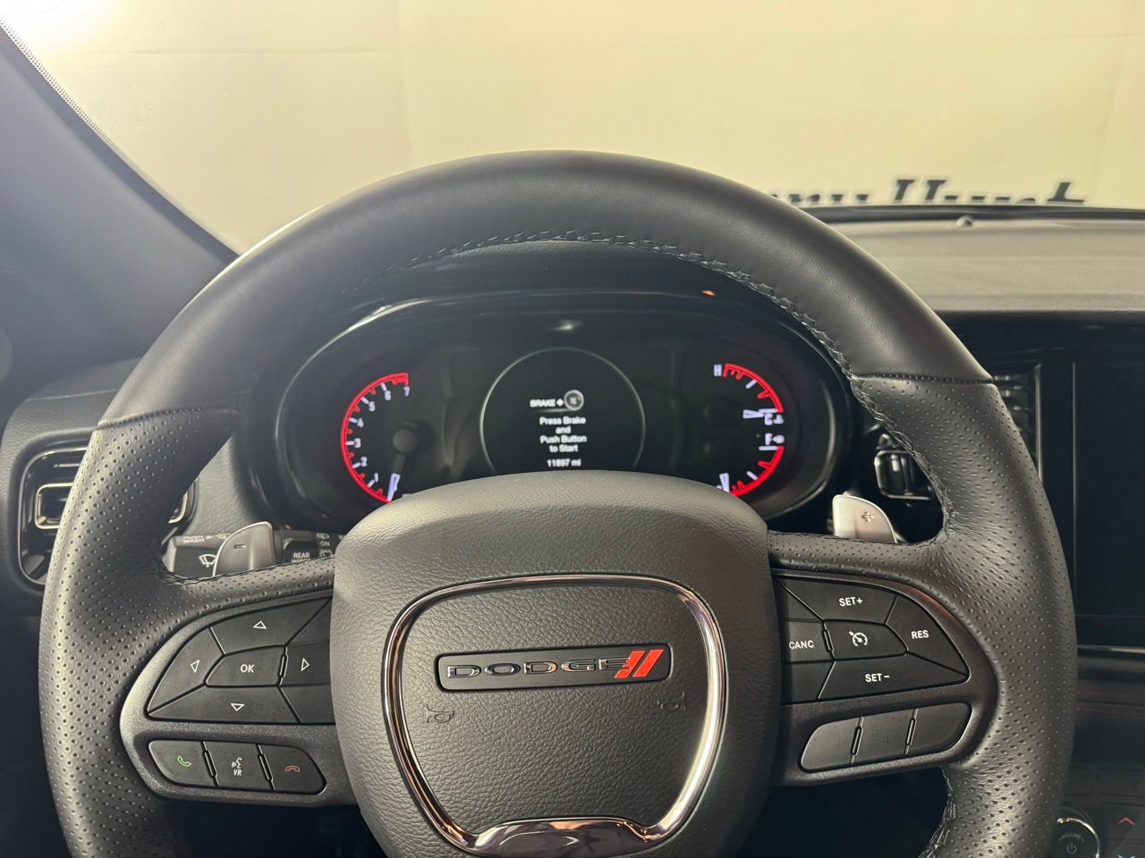 Used 2025 Dodge Durango GT AWD/4WD image 12