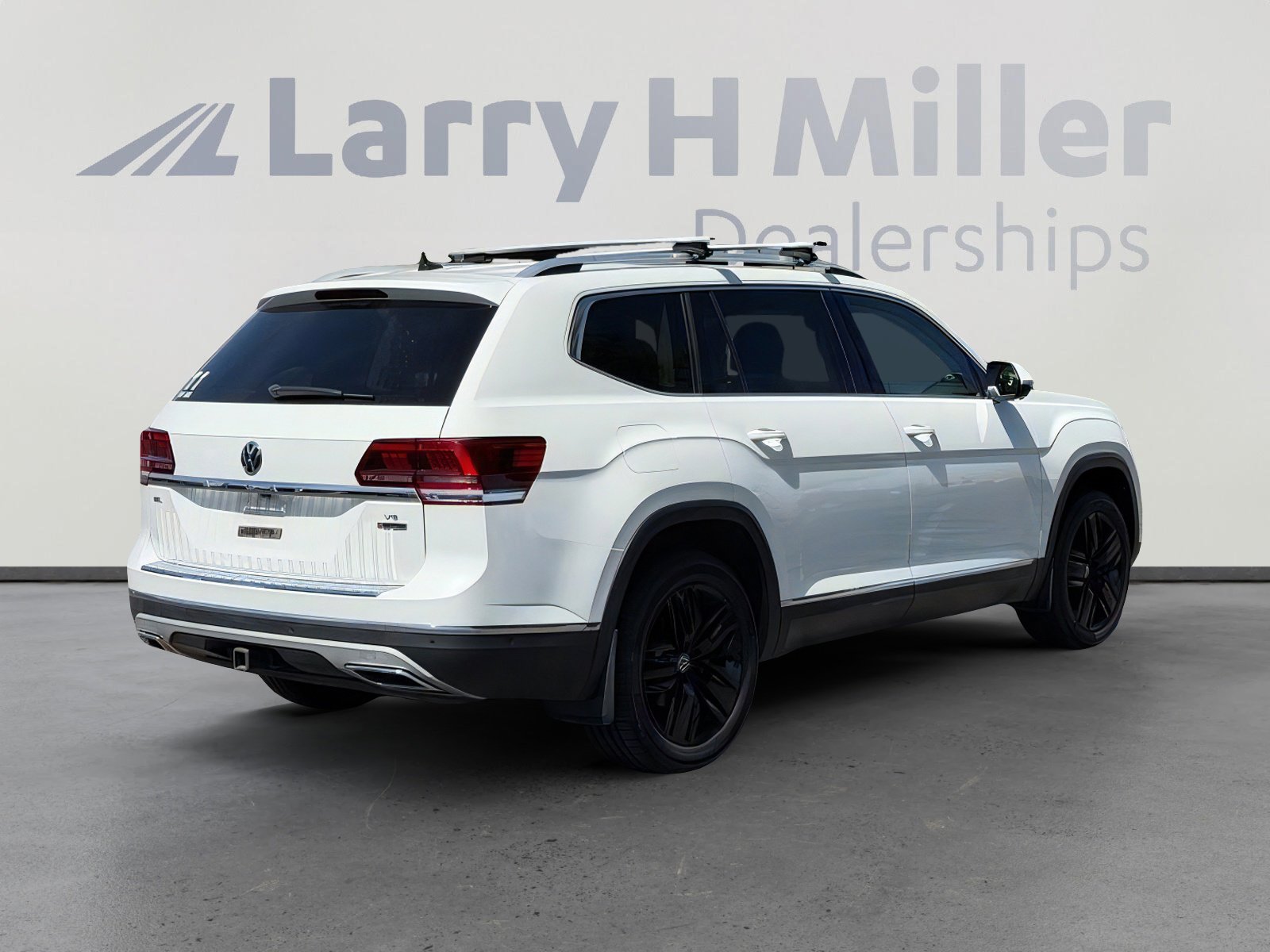 Used 2018 Volkswagen Atlas SEL Premium AWD/4WD image 6
