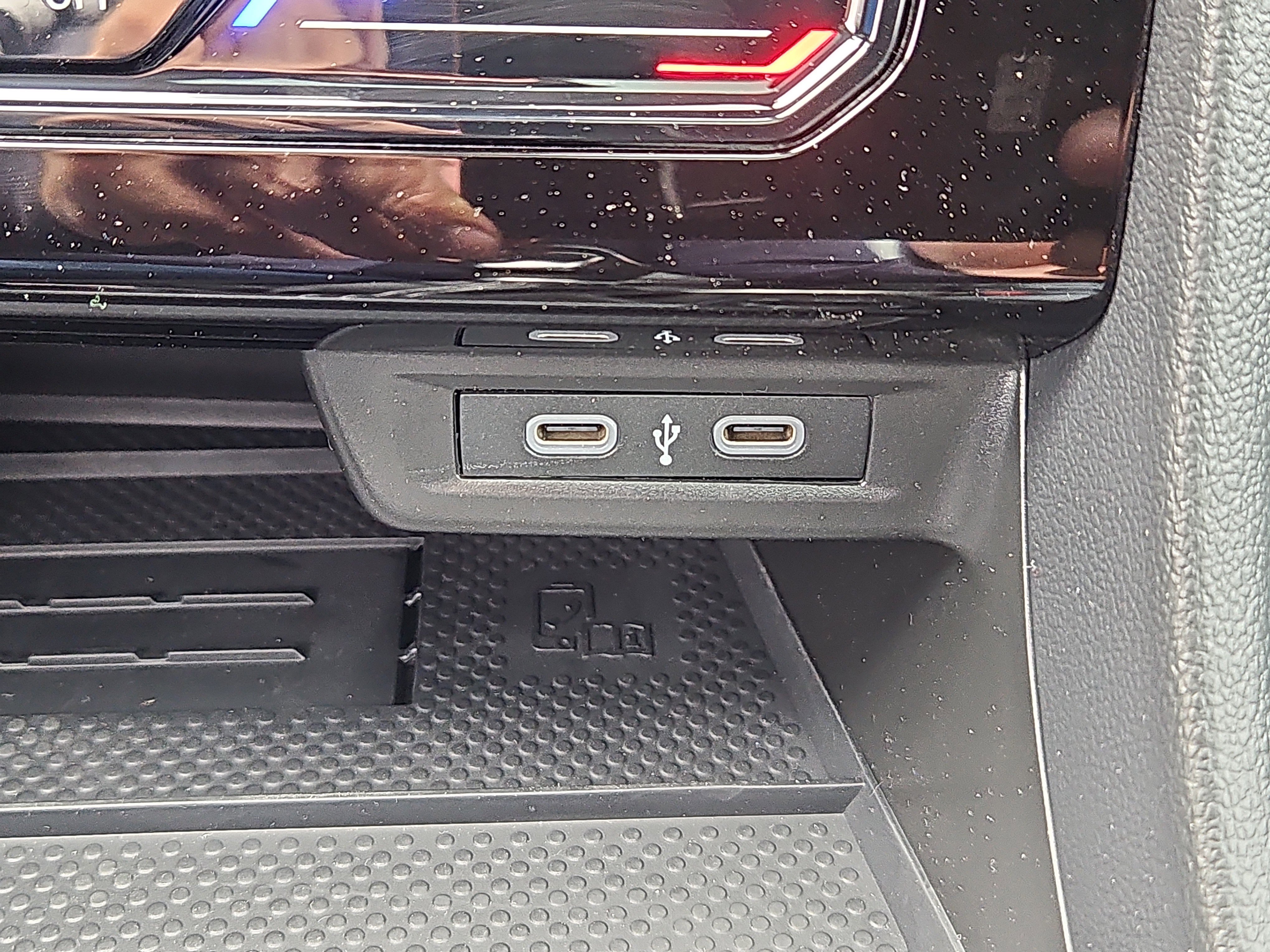 New 2026 Volkswagen Jetta SE FWD image 9