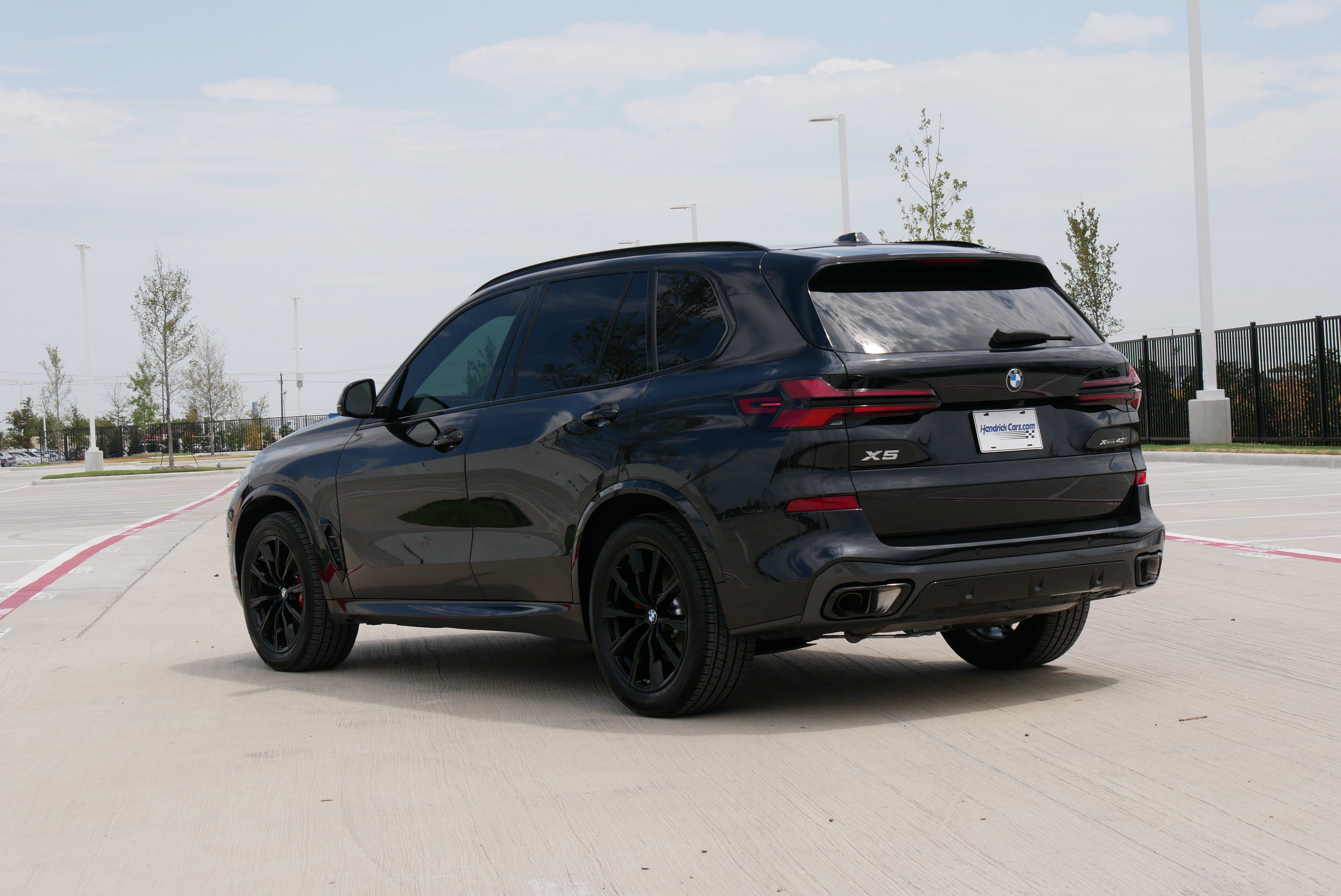 Used 2026 BMW X5 xDrive40i w/ M Sport Package AWD/4WD image 7