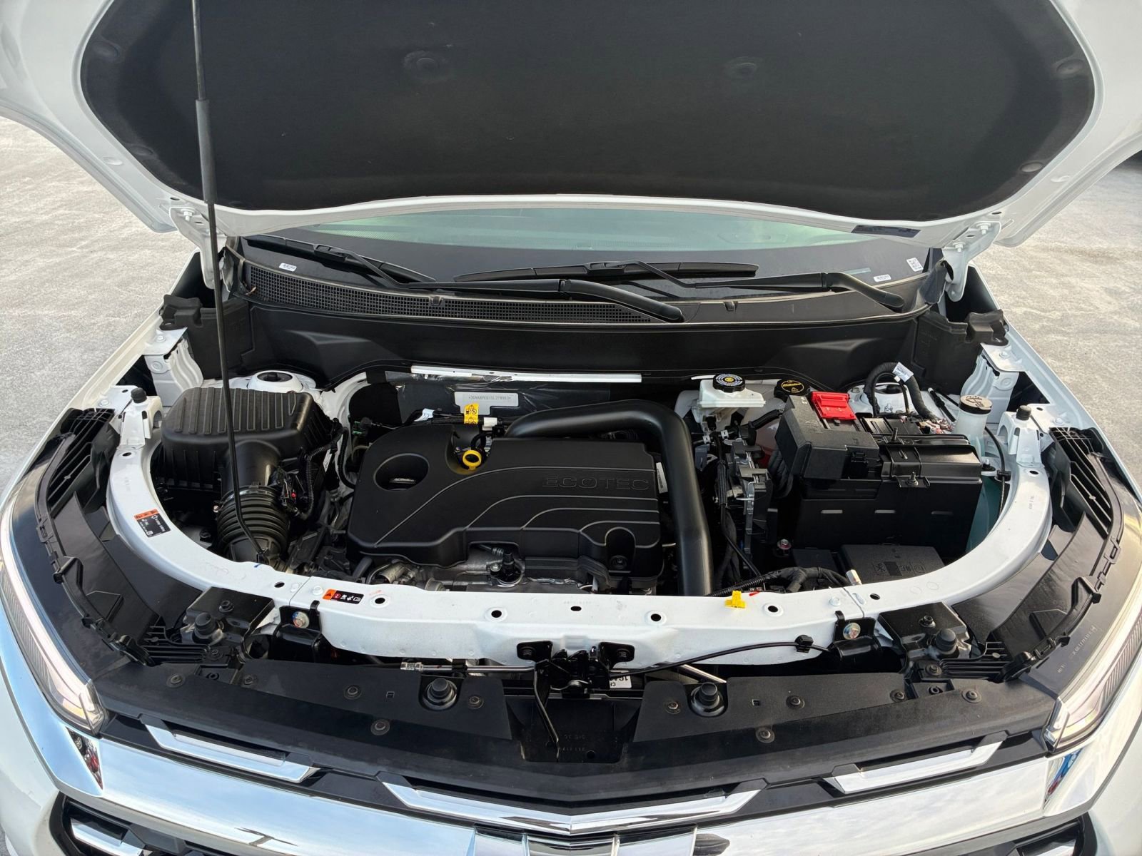 Used 2025 Chevrolet Equinox LT image 31