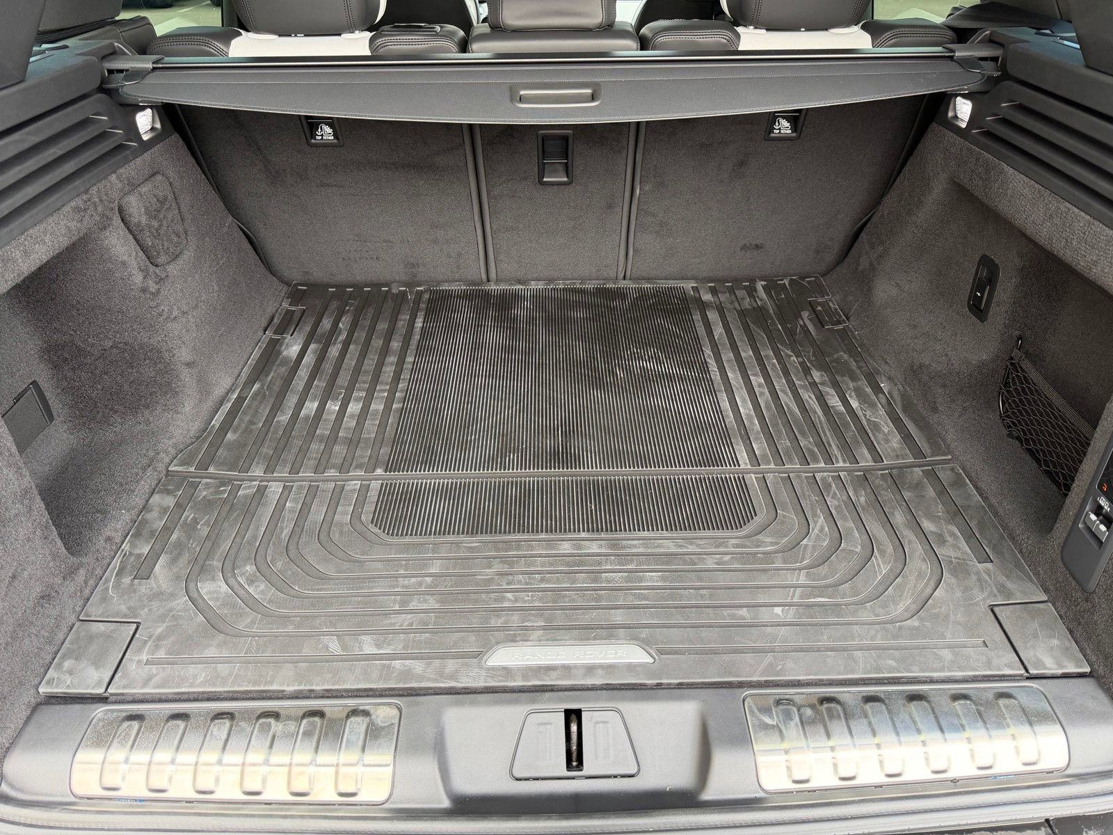 Used 2025 Land Rover Range Rover Sport Dynamic SE image 27