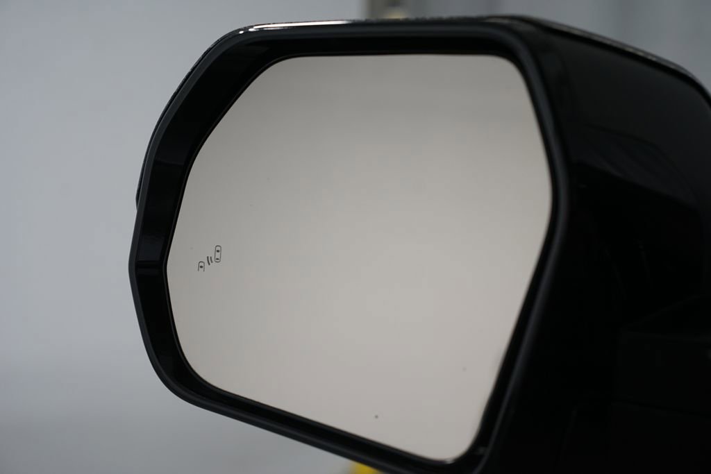 Used 2022 Toyota Tundra SR5 w/ Convenience Package image 27