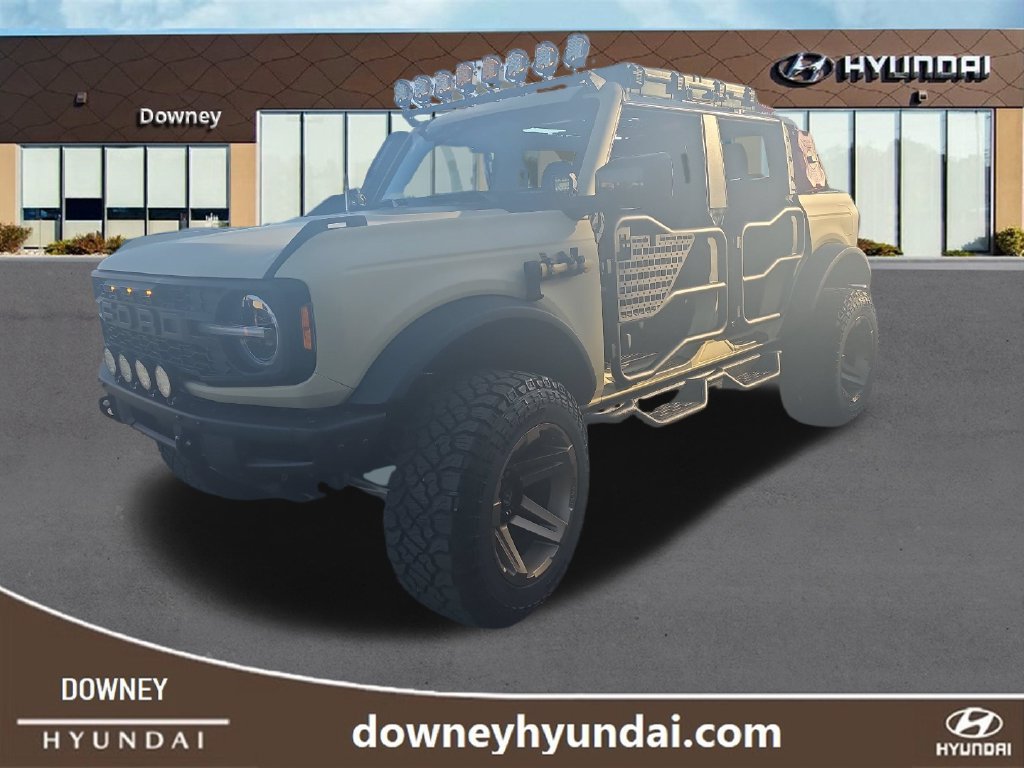 Used 2021 Ford Bronco Wildtrak AWD/4WD image 3