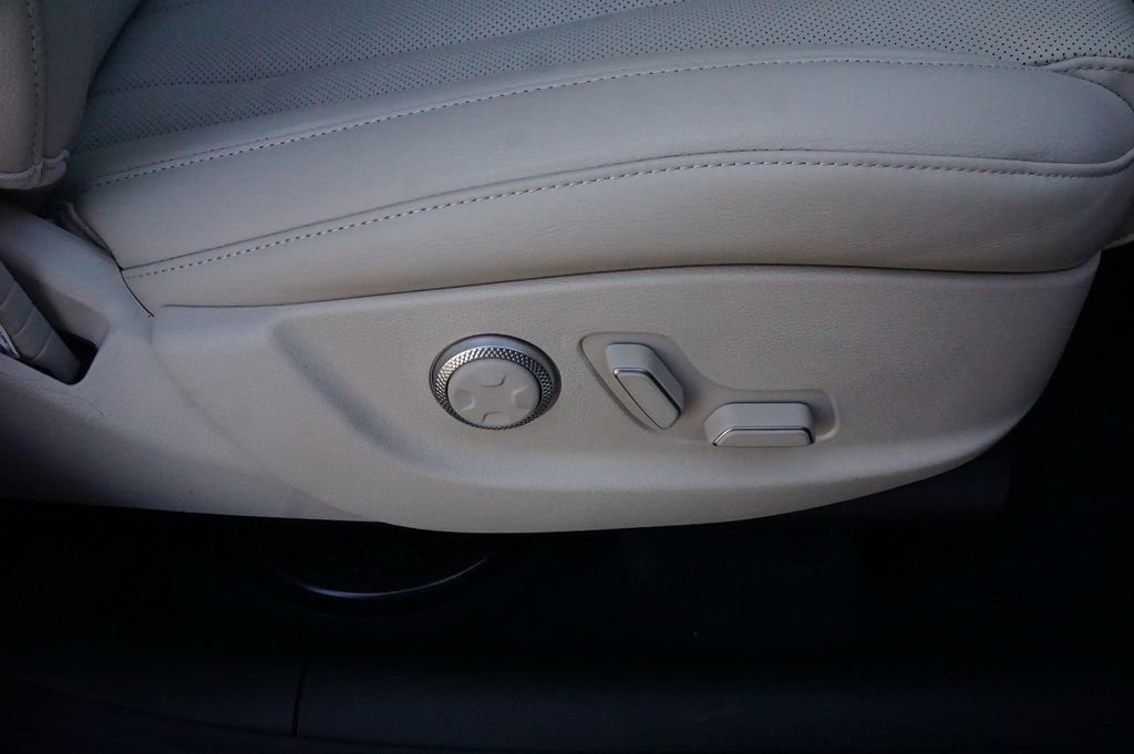 New 2025 Genesis GV80 2.5T Standard image 23