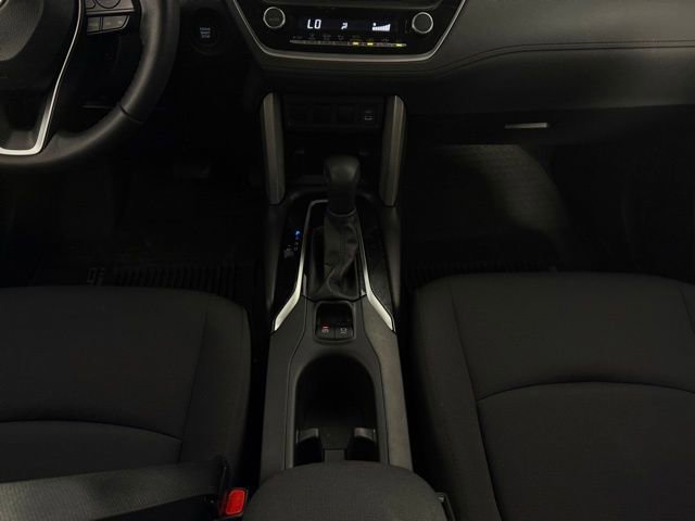 Used 2024 Toyota Corolla Cross LE FWD image 22