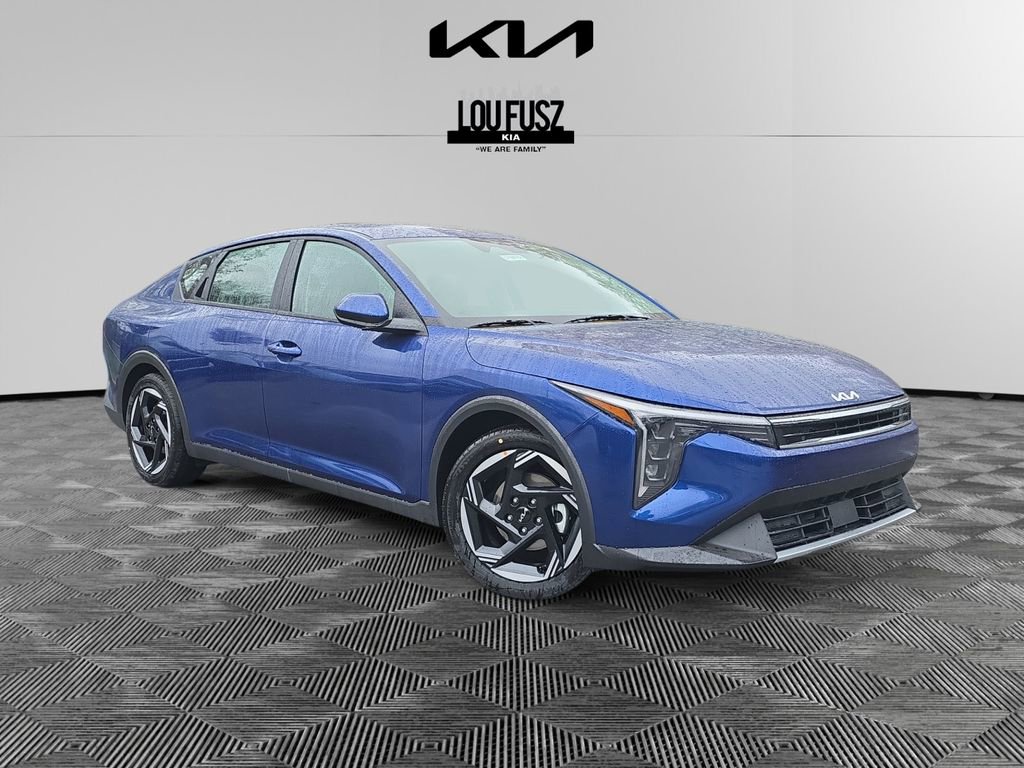 New 2025 Kia K4 EX