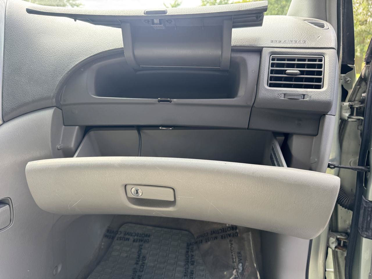 Used 2009 Toyota Sienna LE FWD image 37