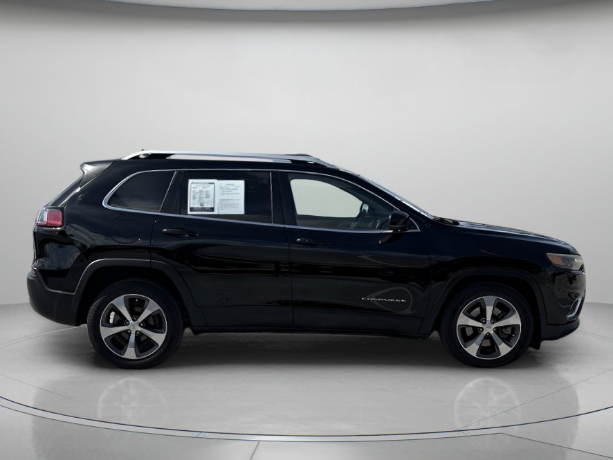 Used 2019 Jeep Cherokee Limited FWD image 2