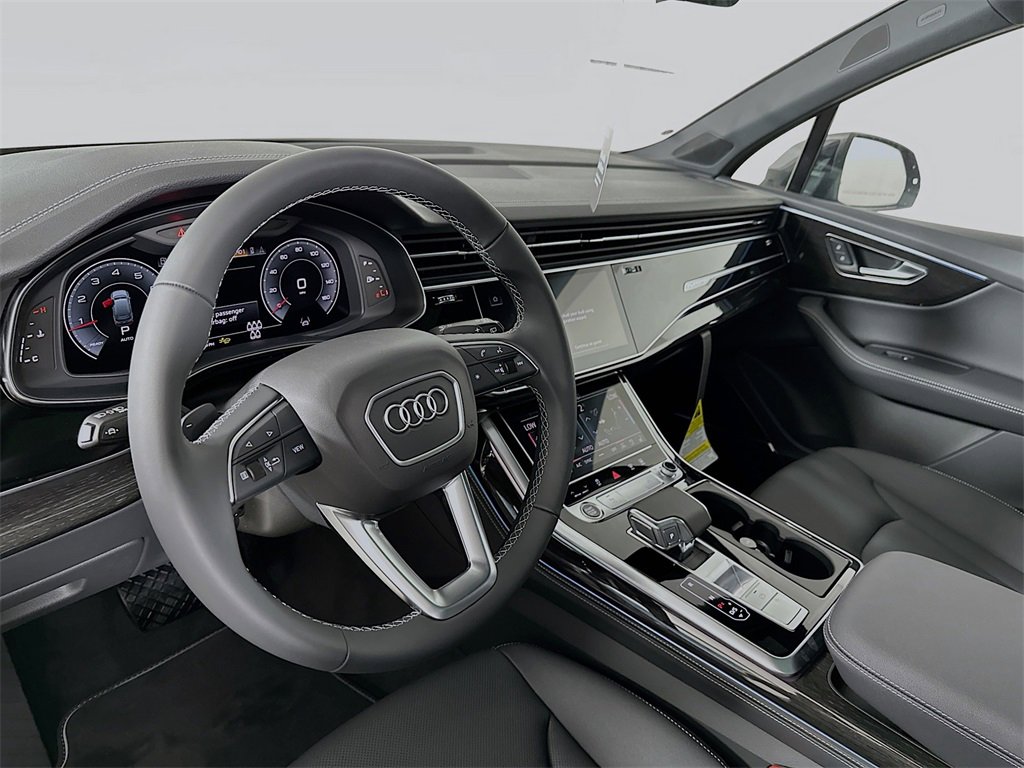 New 2025 Audi Q7 3.0T Premium Plus image 10
