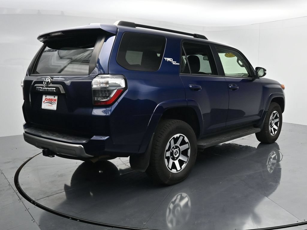 Used 2022 Toyota 4Runner TRD Off-Road Premium w/ Moonroof Package AWD/4WD image 7