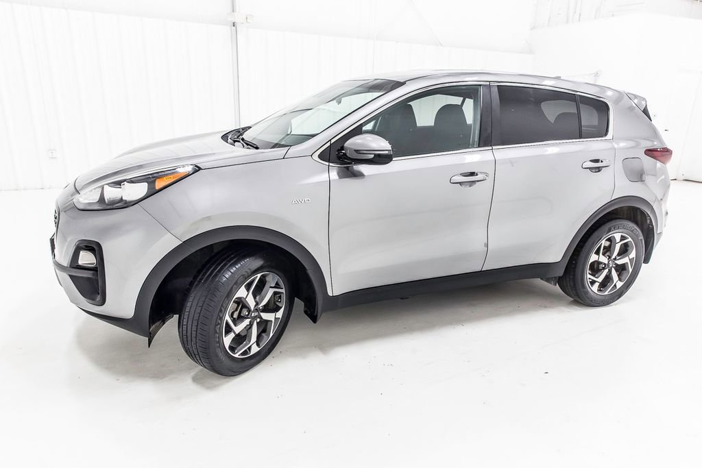 Used 2020 Kia Sportage LX w/ LX Popular Package image 3