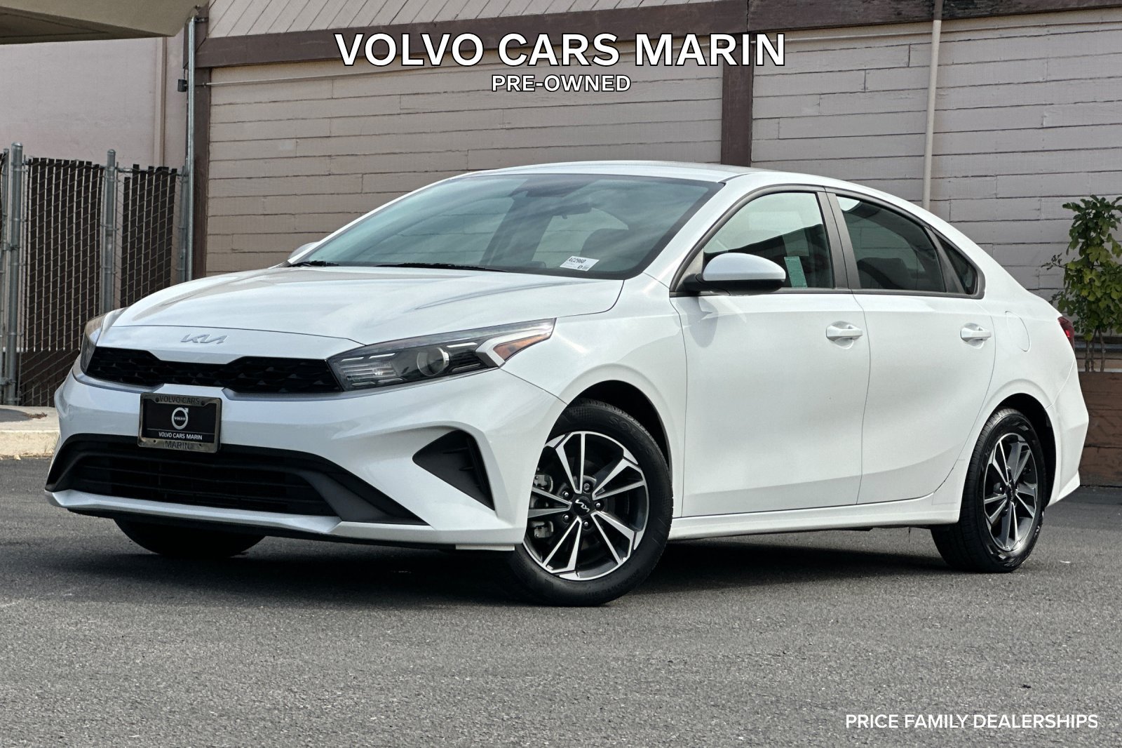 Used 2023 Kia Forte LXS FWD image 1