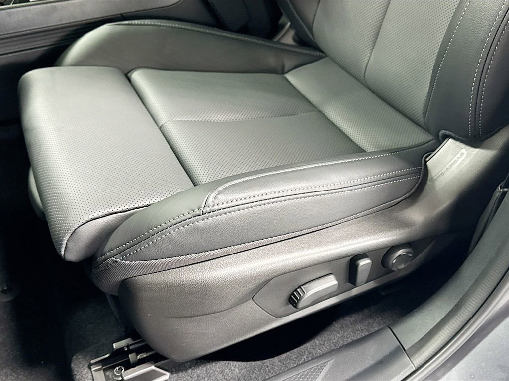 New 2026 Subaru Outback Touring XT image 18