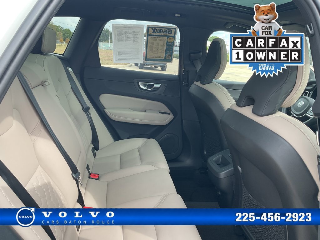 Used 2026 Volvo XC60 B5 Plus AWD/4WD image 19
