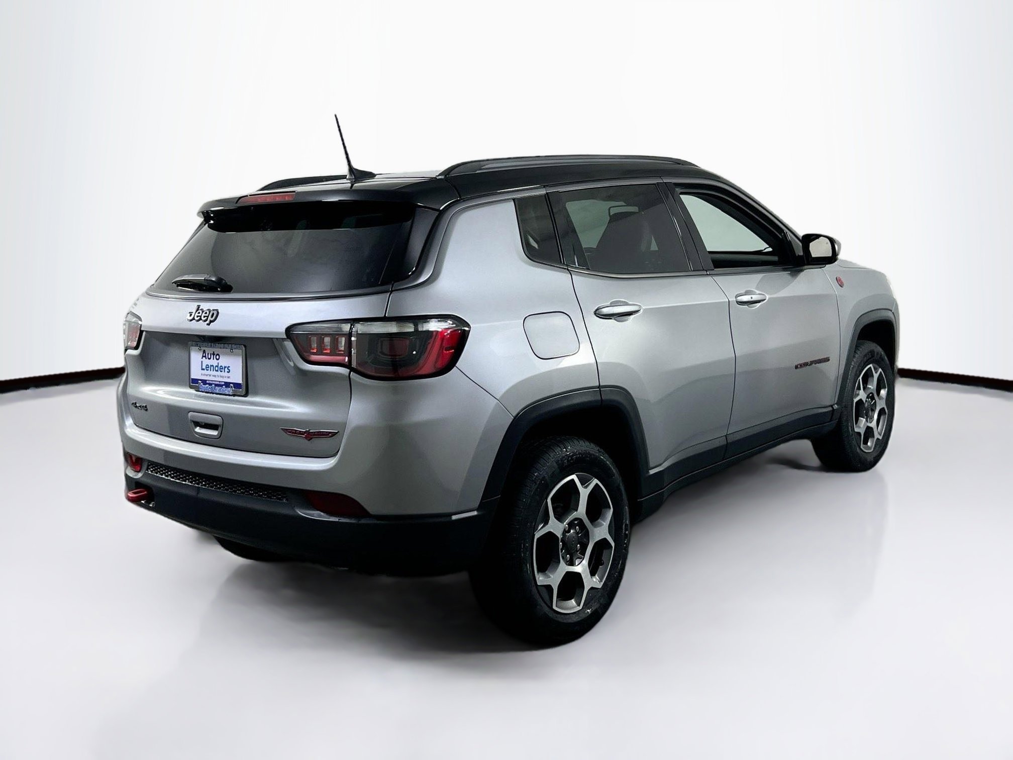 Used 2022 Jeep Compass Trailhawk w/ Sun and Sound Group image 5